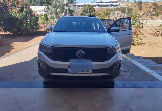 VOLKSWAGEN T-CROSS 1.0 200 TSI TOTAL FLEX AUTOMÁTICO VOLKSWAGEN T-CROSS 1.0 200 TSI TOTAL FLEX AUTOMÁTICO